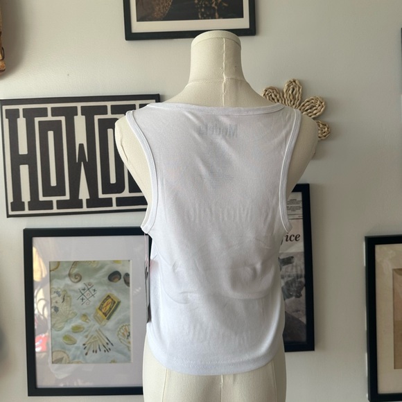 Modelo Tank Top - Picture 11 of 12